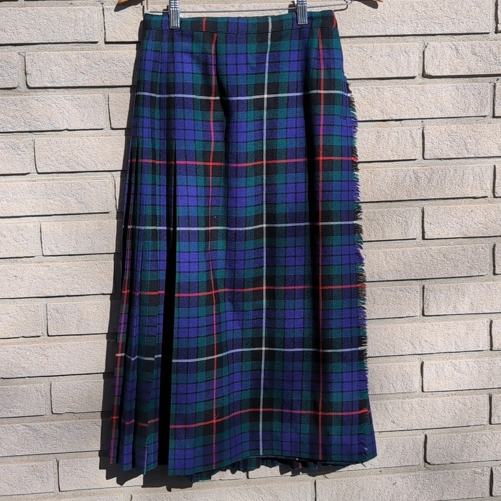 Vintage Wool Plaid Tartan Skirt Kilt - Blue and Green NEW Size 6
